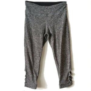 Beyond Yoga Space Dye Cutout Capri Leggings M 21" Charcoal Gray